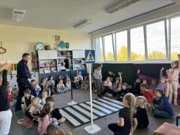 56135204012798004706145653908253815696188817n